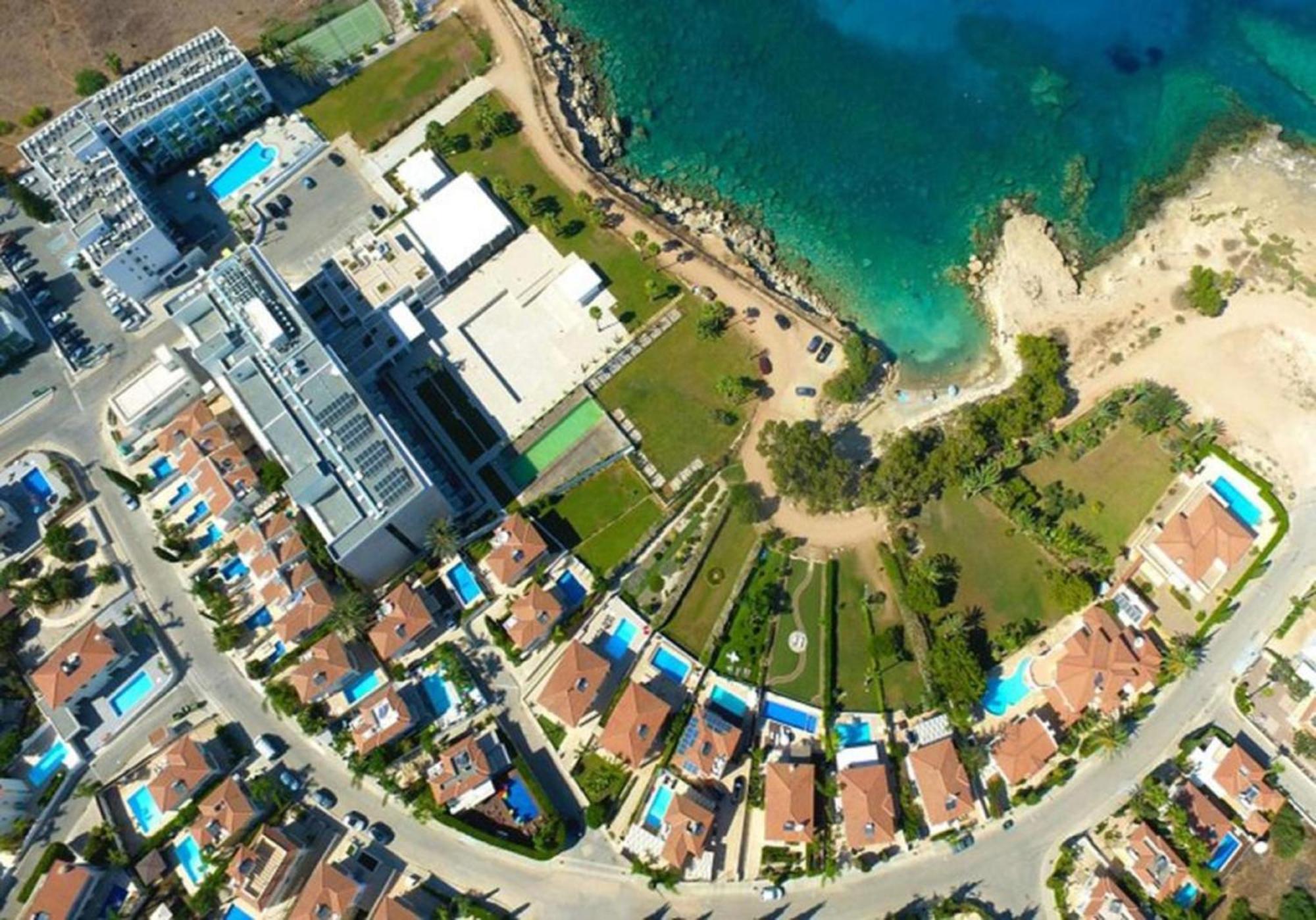 Calypso - Coralli Beachfront Apartment Протарас Екстер'єр фото