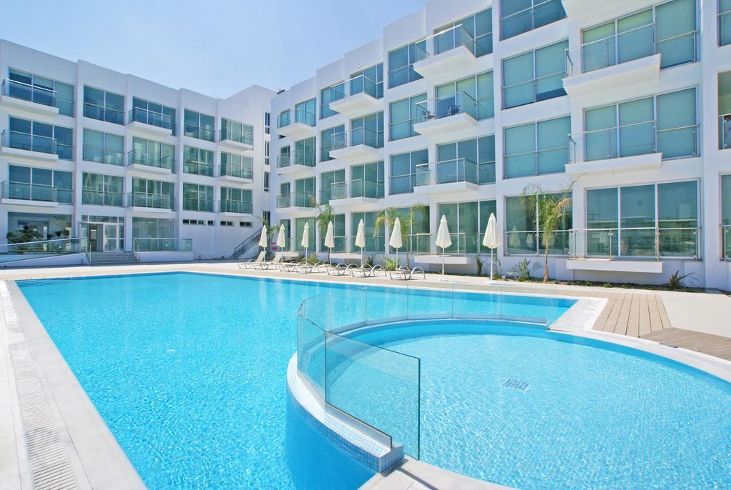 Calypso - Coralli Beachfront Apartment Протарас Екстер'єр фото